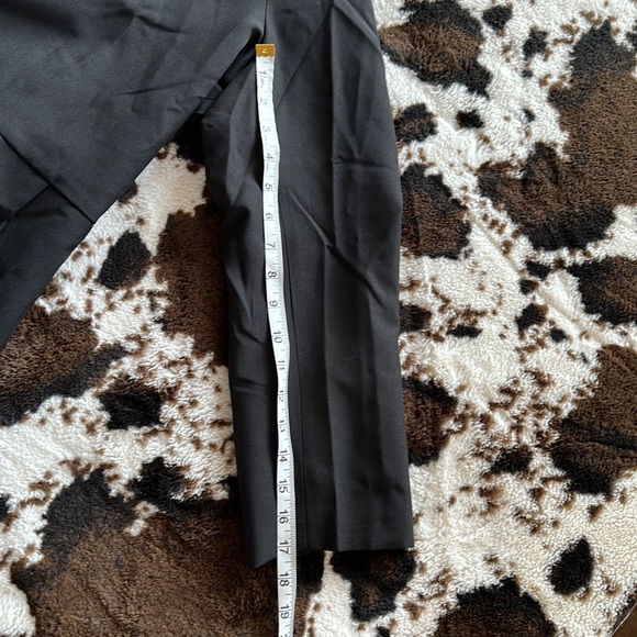 Black Blazer Ruffle Detail - Picture 3 of 8